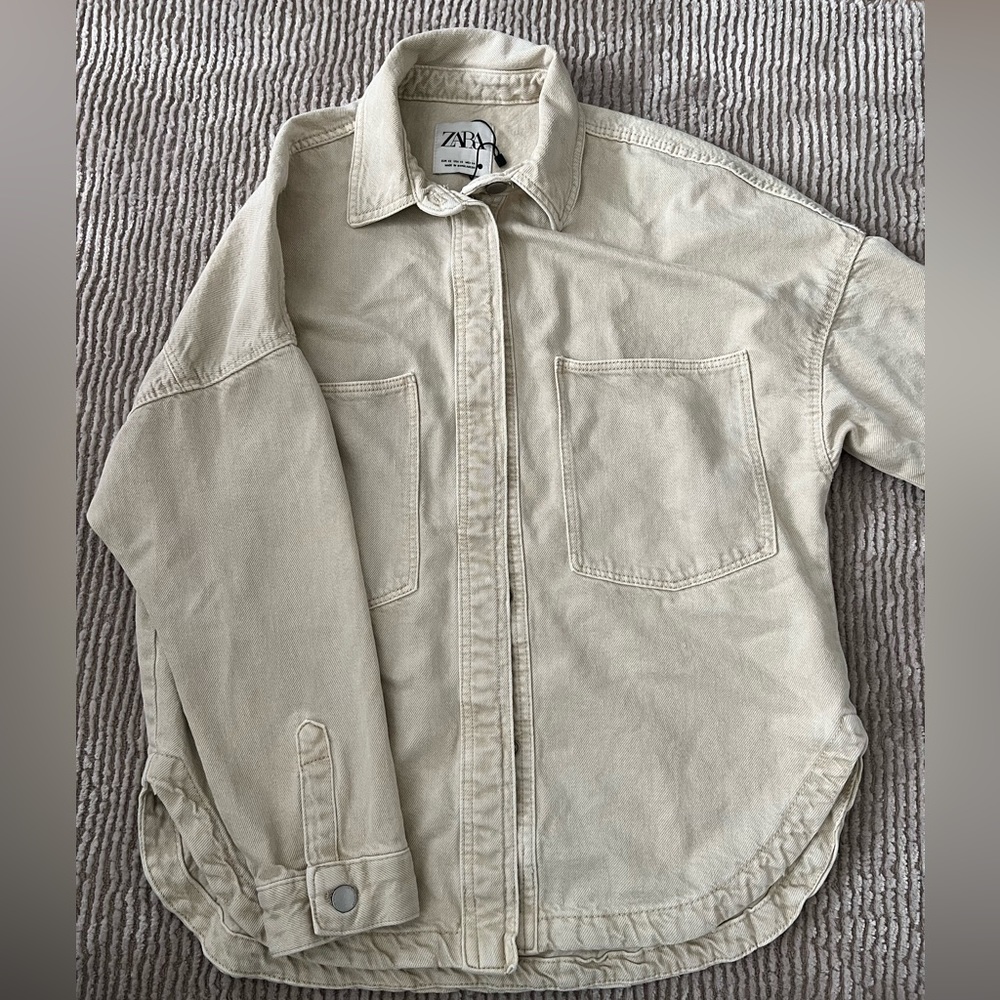Zara beige over shirt